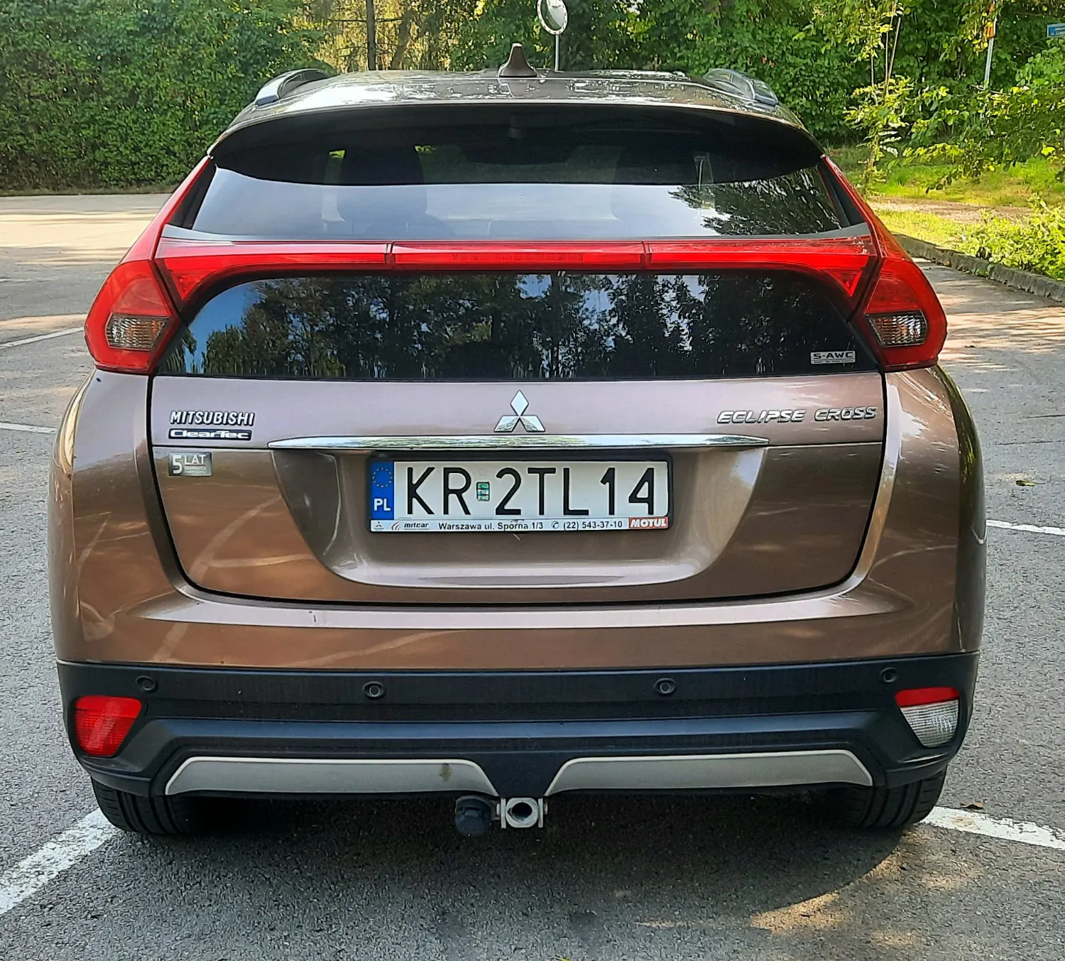 Mitsubishi Eclipse Cross 1.5 T GPF Intense Pro CVT 4WD — zdjęcie 6 z 24