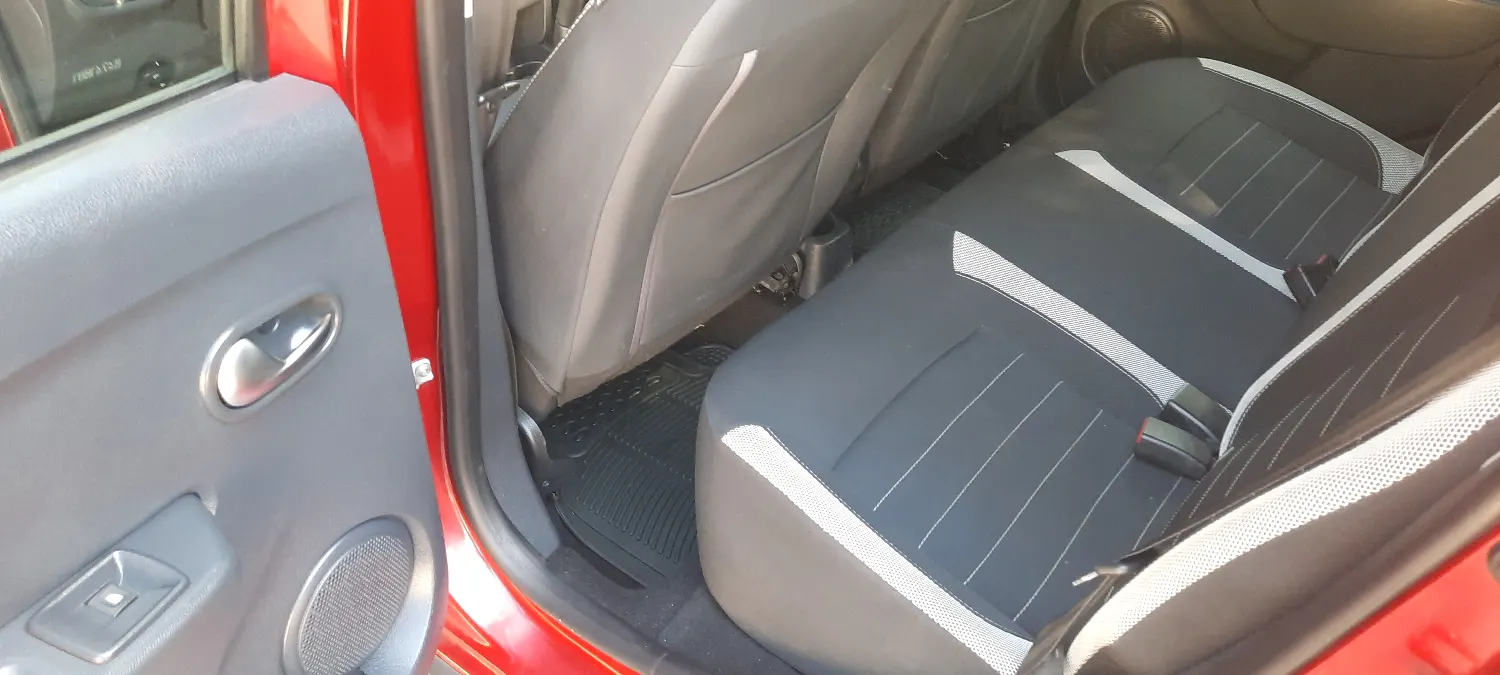 Dacia Sandero Stepway 0.9TCe-90PS Ambiance EU6 Navi Klima 72tkm  — zdjęcie 14 z 20