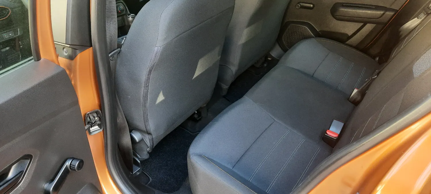Dacia Sandero Stepway 1.0TCe-100PS LPG-Gaz Celebration Navi Klima — zdjęcie 17 z 23