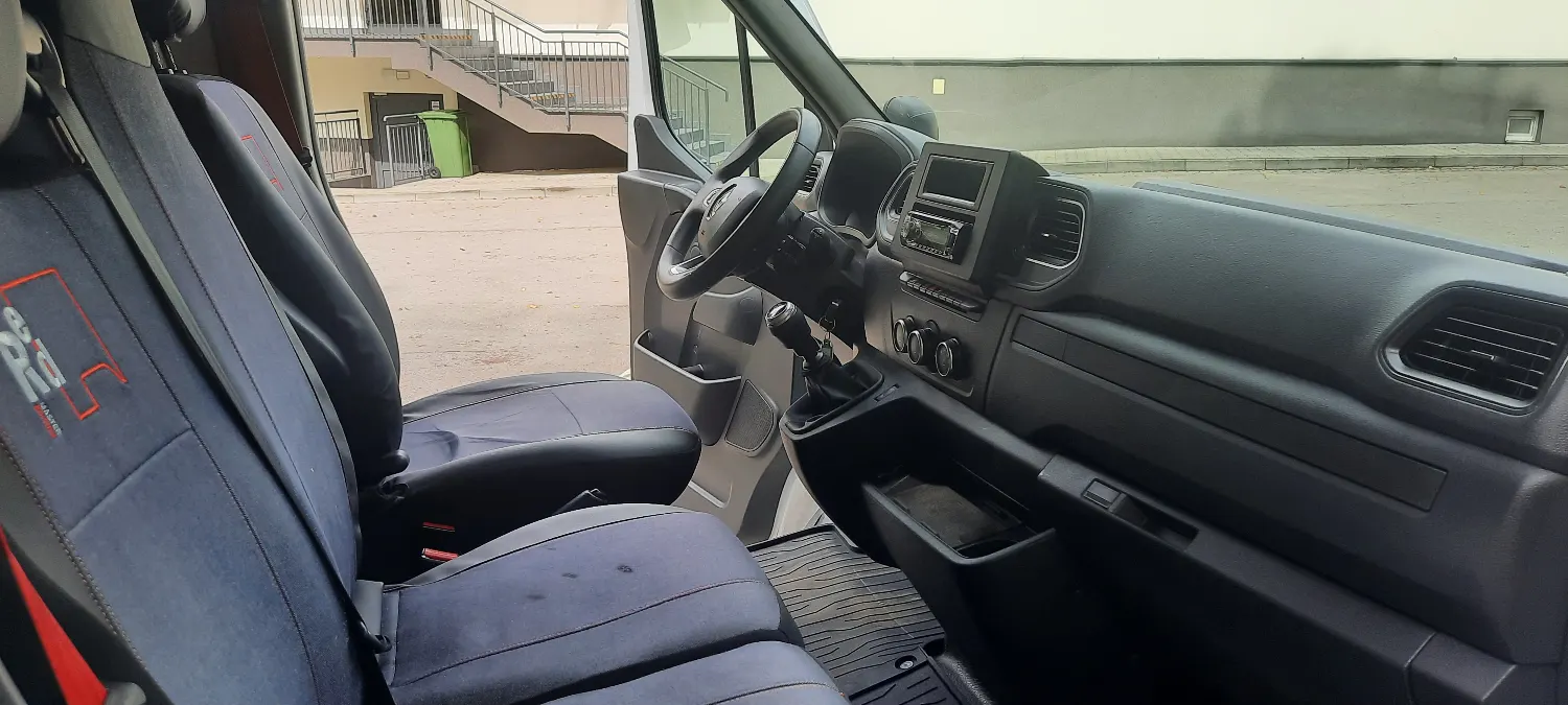 Renault Master RED-Line 2.3-136PS 63tkm Klima L2H2 LED — zdjęcie 18 z 24