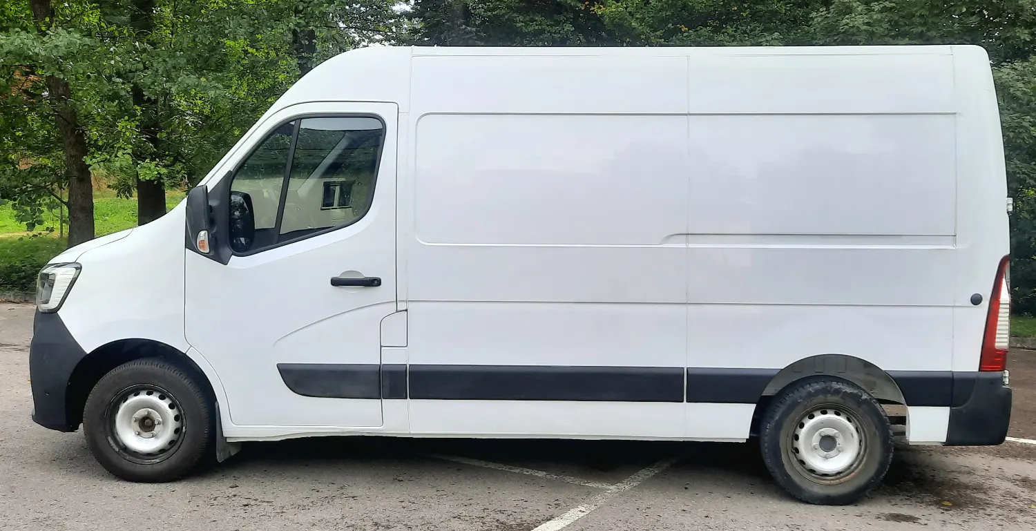 Renault Master RED-Line 2.3-136PS 63tkm Klima L2H2 LED — zdjęcie 8 z 24