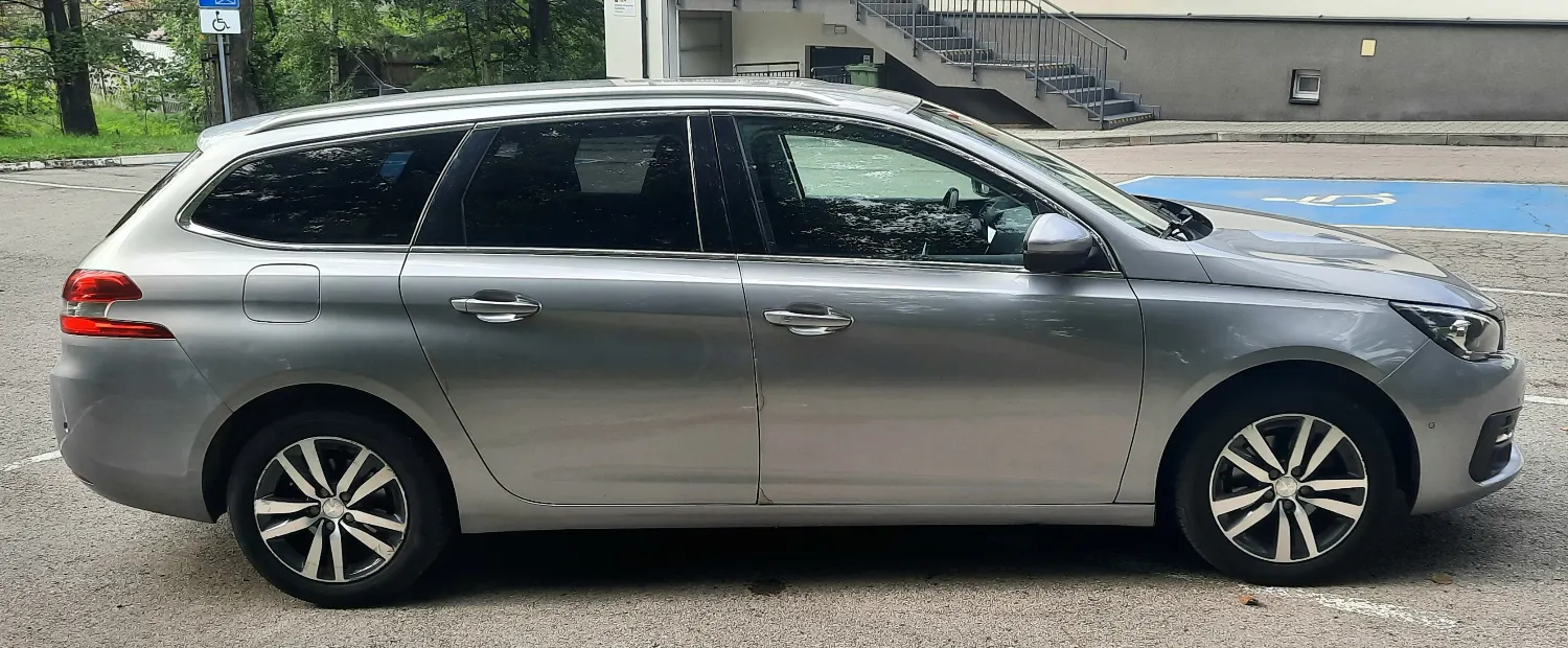 Peugeot 308 1.5HDi-102PS Business Line Navi Klima Kamera — zdjęcie 4 z 22