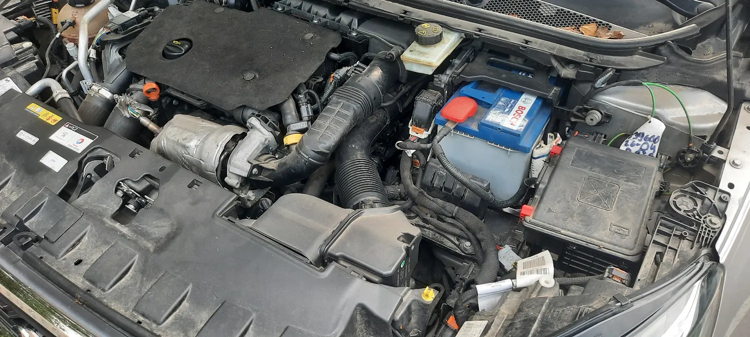Peugeot 308 1.5HDi-102PS Business Line Navi Klima Kamera — zdjęcie 20 z 22
