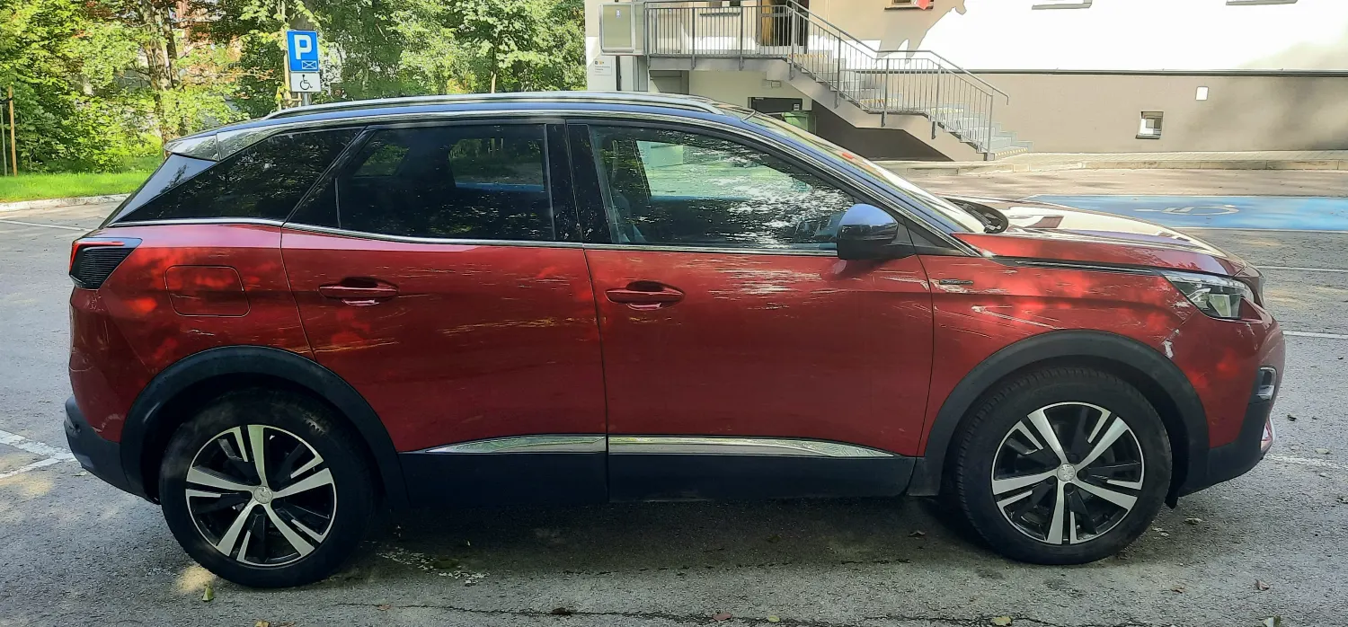Peugeot 3008 1.6 PureTech GPF GT Line S&S EAT8 94tkm  — zdjęcie 4 z 24