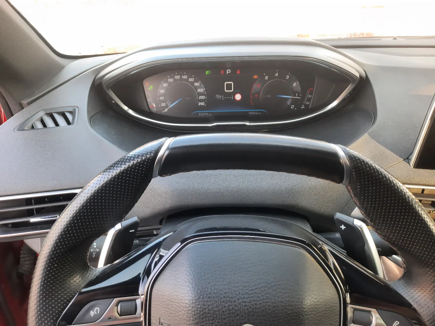 Peugeot 3008 1.6 PureTech GPF GT Line S&S EAT8 94tkm  — zdjęcie 13 z 24
