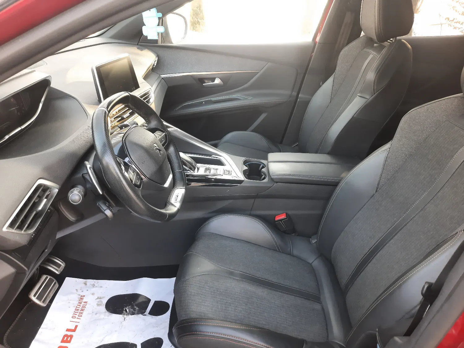 Peugeot 3008 1.6 PureTech GPF GT Line S&S EAT8 94tkm  — zdjęcie 10 z 24