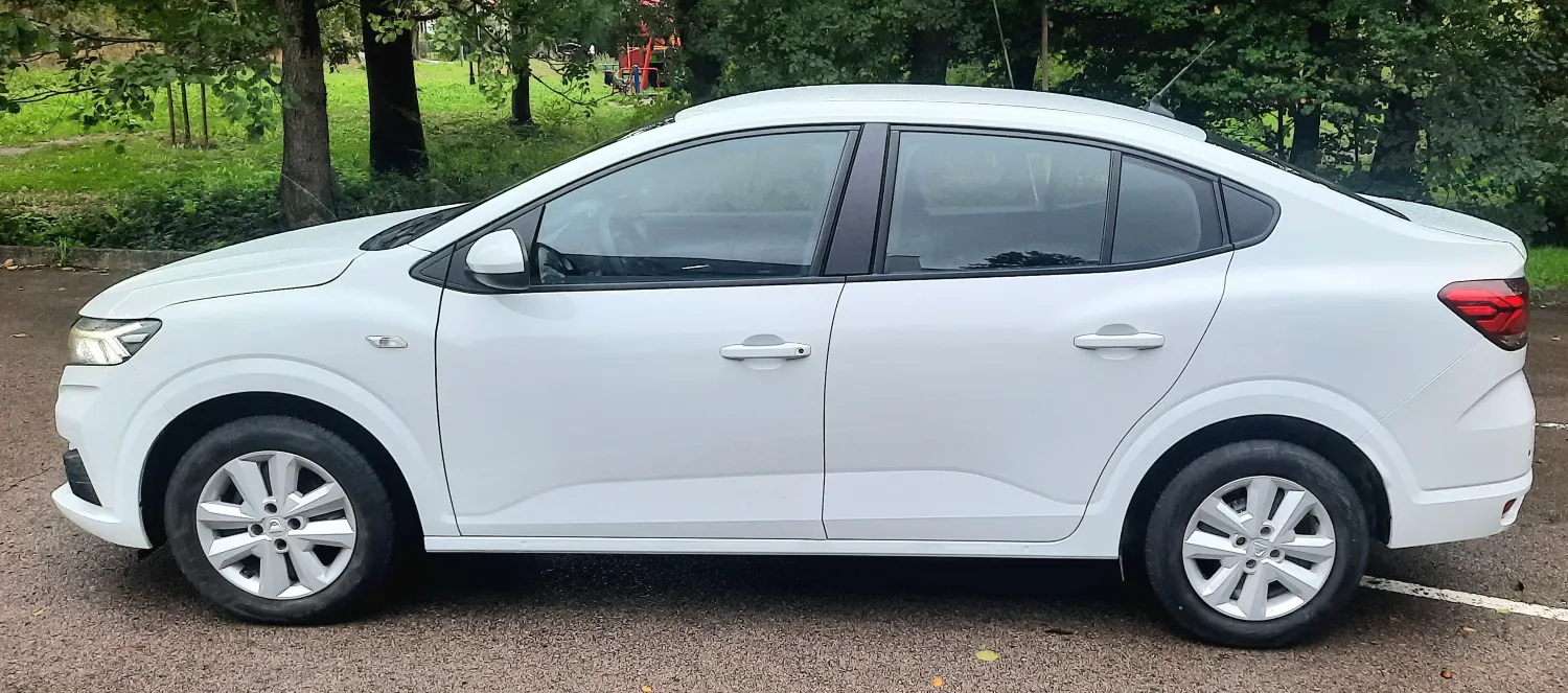 DACIA Logan 1.0TCe-100PS Laureate LPG-Gaz 46tkm Klima Kamera Navi — zdjęcie 8 z 22
