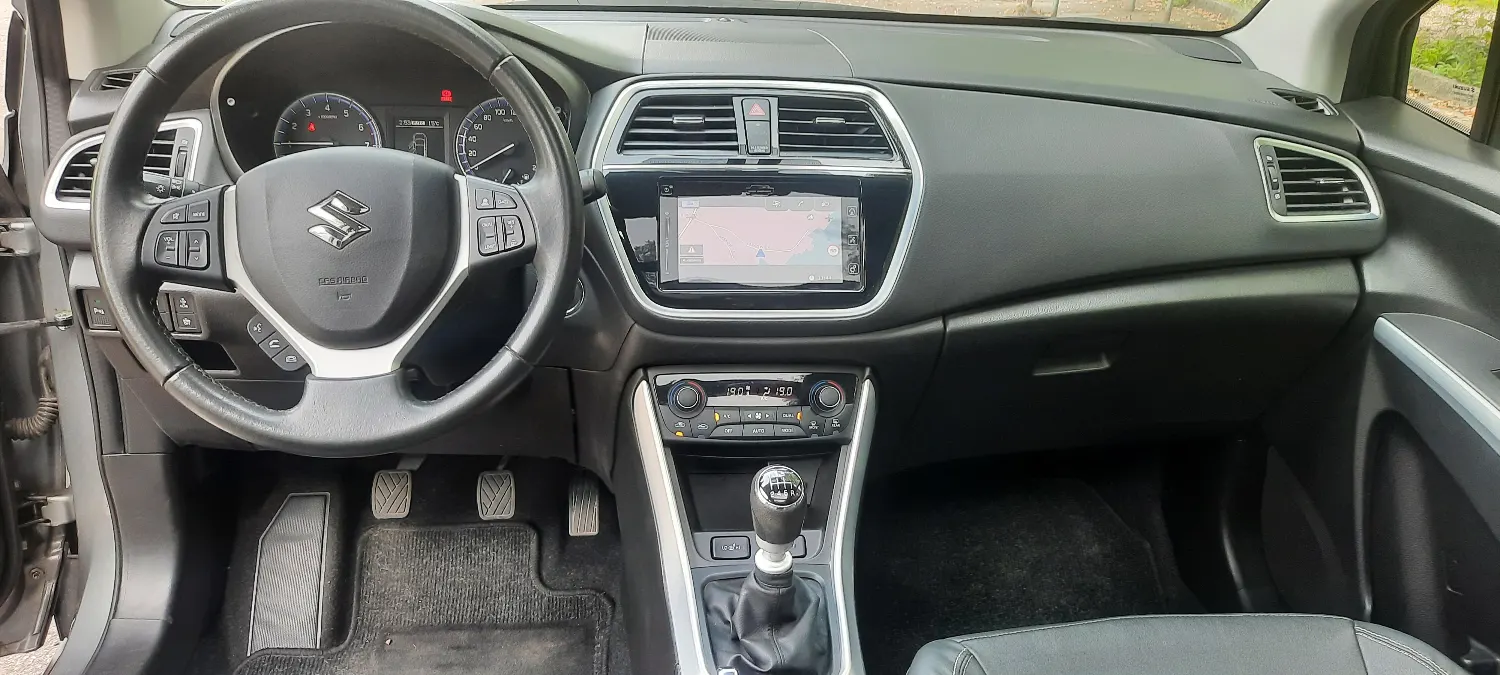 Suzuki SX4 S-Cross 1.4-140 PS Boosterjet Allgrip Comfort+ Skóra Klima Kamera Panorama 60tkm — zdjęcie 11 z 24