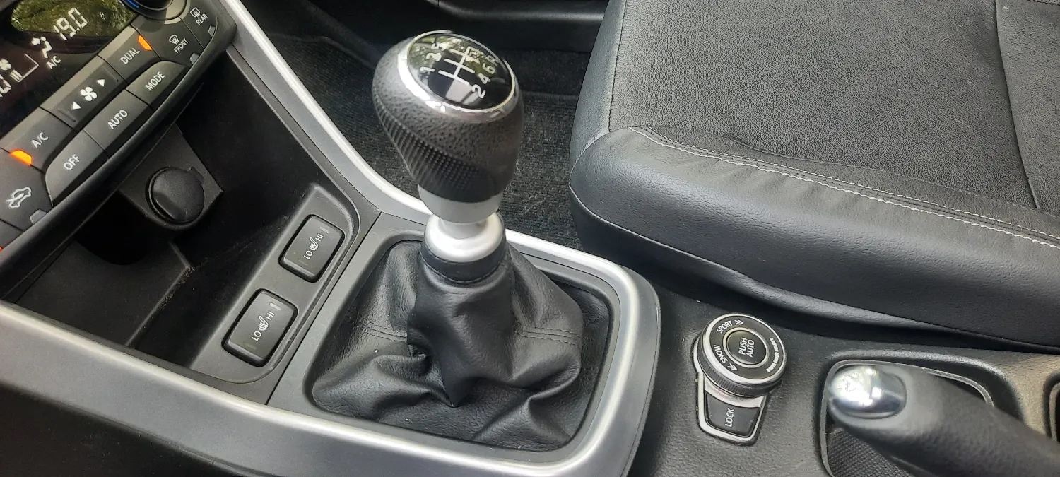Suzuki SX4 S-Cross 1.4-140 PS Boosterjet Allgrip Comfort+ Skóra Klima Kamera Panorama 60tkm — zdjęcie 17 z 24