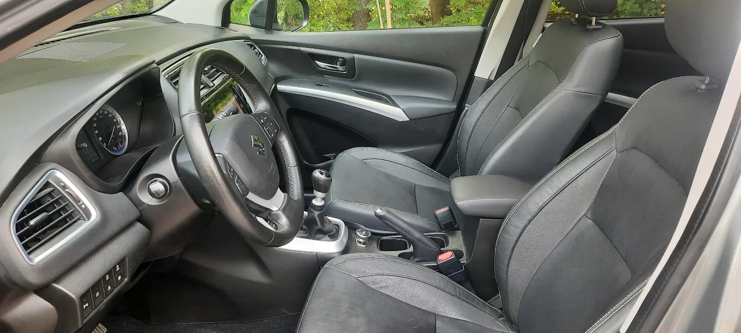 Suzuki SX4 S-Cross 1.4-140 PS Boosterjet Allgrip Comfort+ Skóra Klima Kamera Panorama 60tkm — zdjęcie 10 z 24