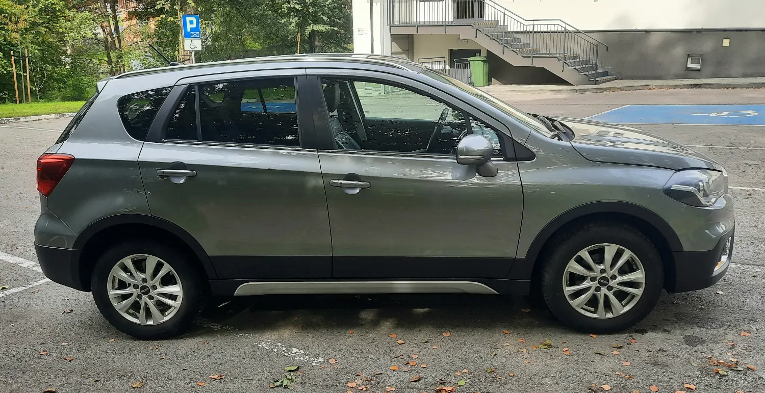 Suzuki SX4 S-Cross 1.4-140 PS Boosterjet Allgrip Comfort+ Skóra Klima Kamera Panorama 60tkm — zdjęcie 5 z 24