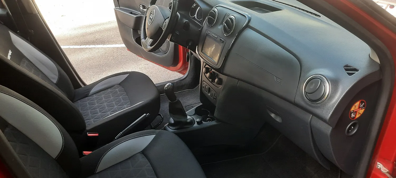 Dacia Sandero Stepway 0.9TCe-90PS Laureate Navi LPG-Gaz — zdjęcie 17 z 21