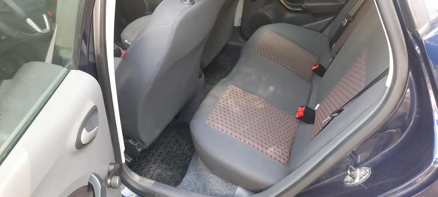 Seat Ibiza 1.2 12V Reference 70PS 190tkm Klima — zdjęcie 14 z 21