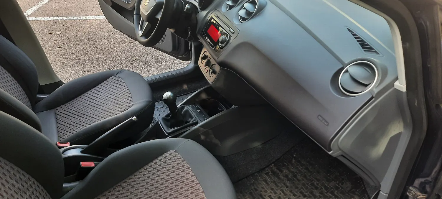 Seat Ibiza 1.2 12V Reference 70PS 190tkm Klima — zdjęcie 17 z 21