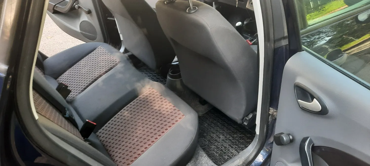 Seat Ibiza 1.2 12V Reference 70PS 190tkm Klima — zdjęcie 16 z 21