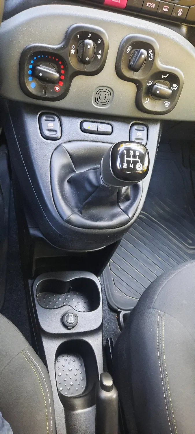 Fiat Panda 0.9 TwinAir 85PS Cross 4x2 58tkm Klima Navi — zdjęcie 13 z 21