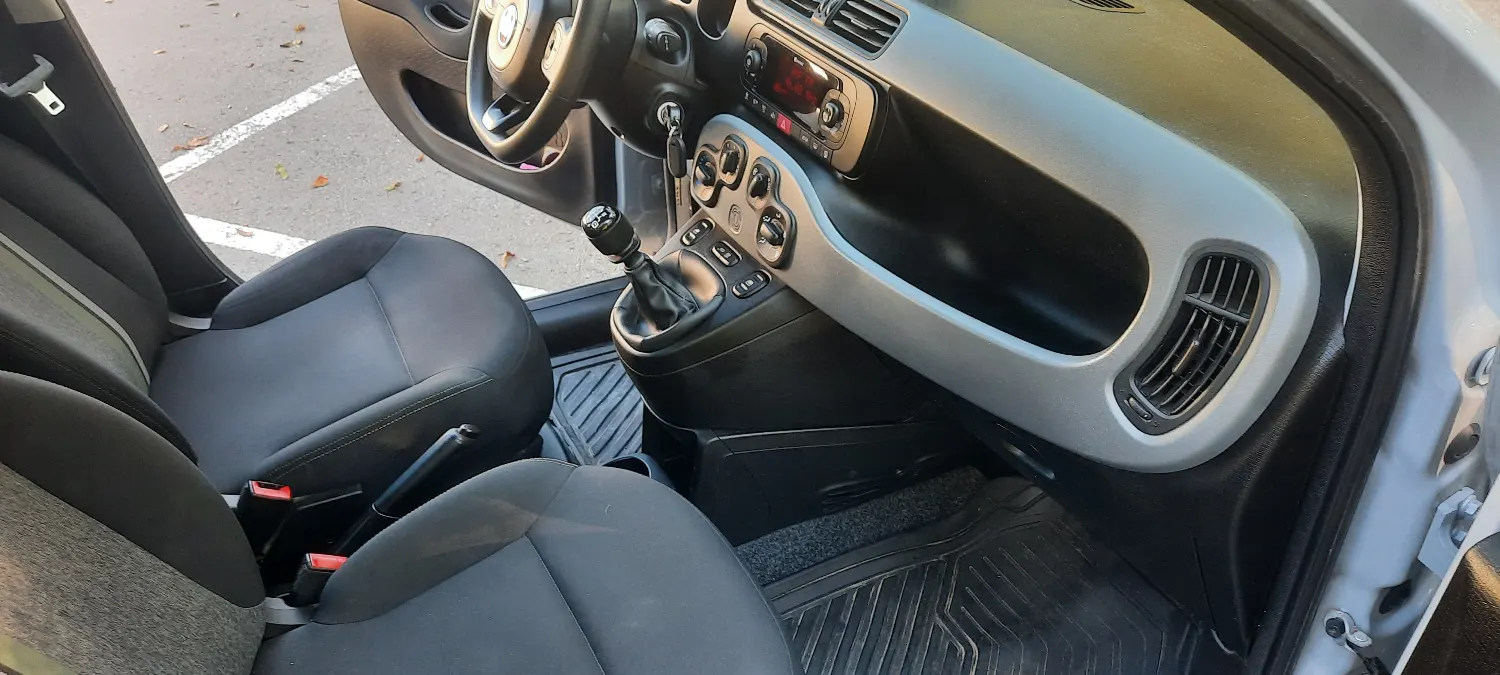 Fiat Panda 0.9 TwinAir 85PS Cross 4x2 58tkm Klima Navi — zdjęcie 17 z 21