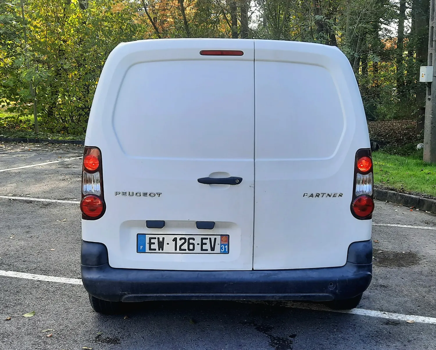 Peugeot Partner 1.6HDi L1H1 Eu6 127tkm Klima VAT-1 — zdjęcie 6 z 19