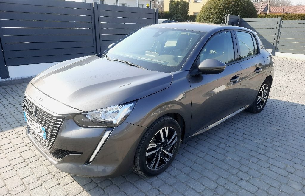 Peugeot 208 1.2-100PS 71tkm Allure Navi Klima